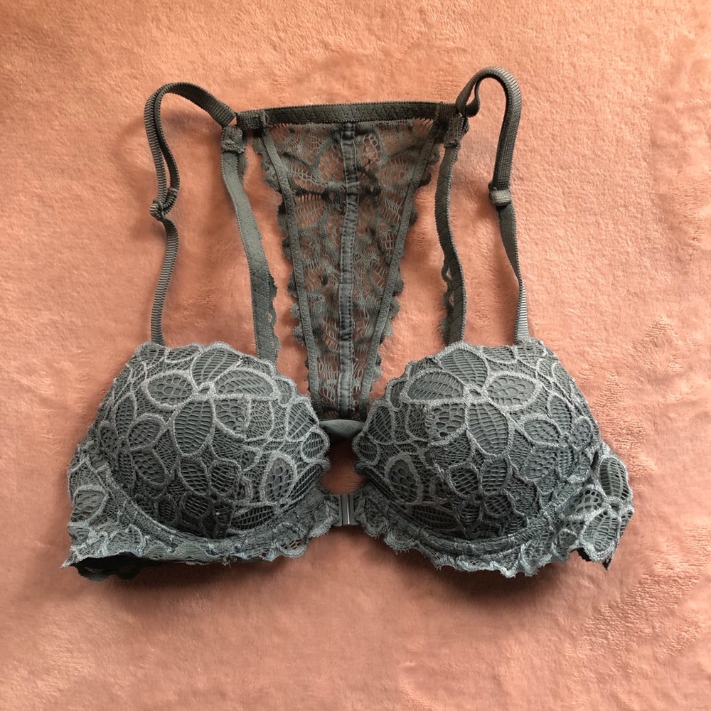 Pink push-up front clip bra